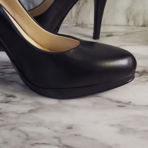 Nine West Rocha black leather almond toe slip on platform heels 8M - Picture 15 of 17